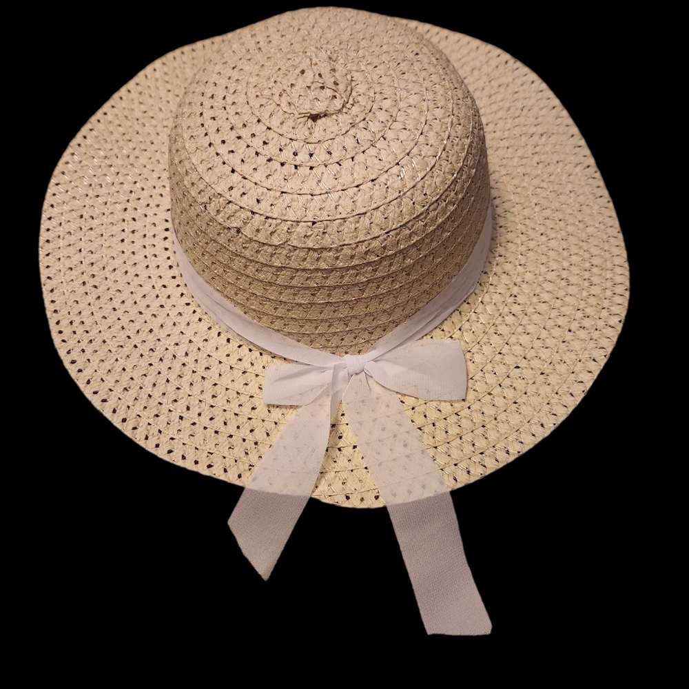 NWOT SUN/ GARDEN hat